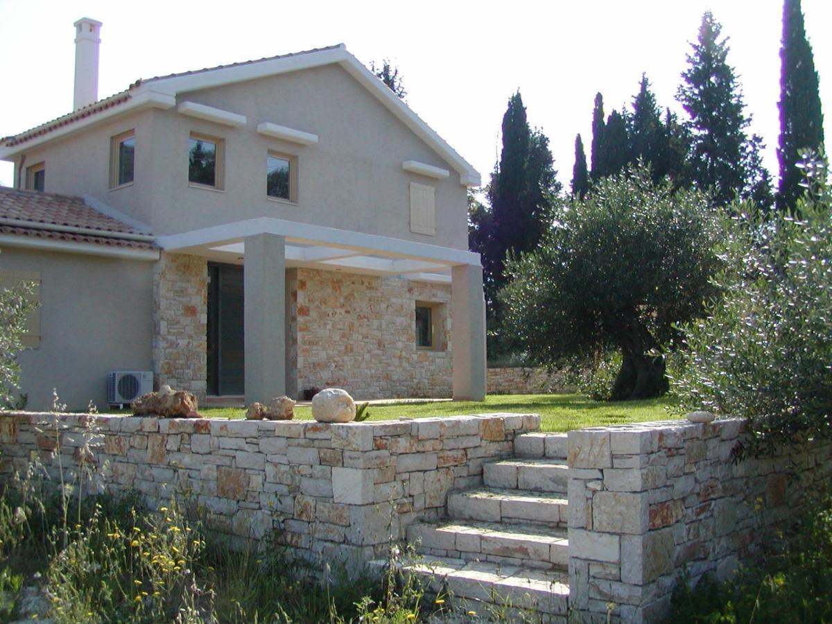 Lithia Holiday home Ano Korakiana