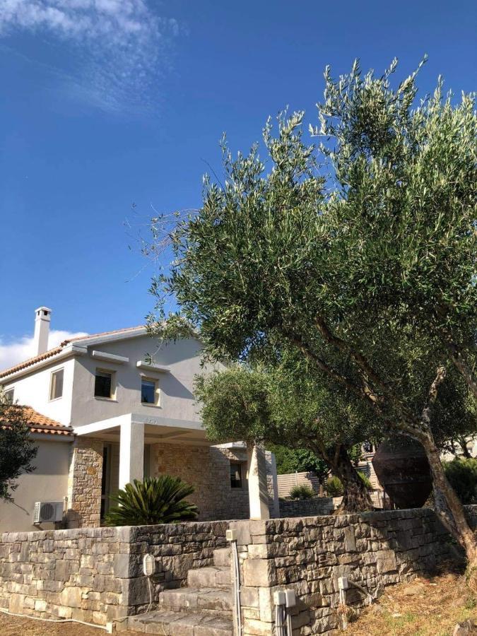 Lithia Holiday home *